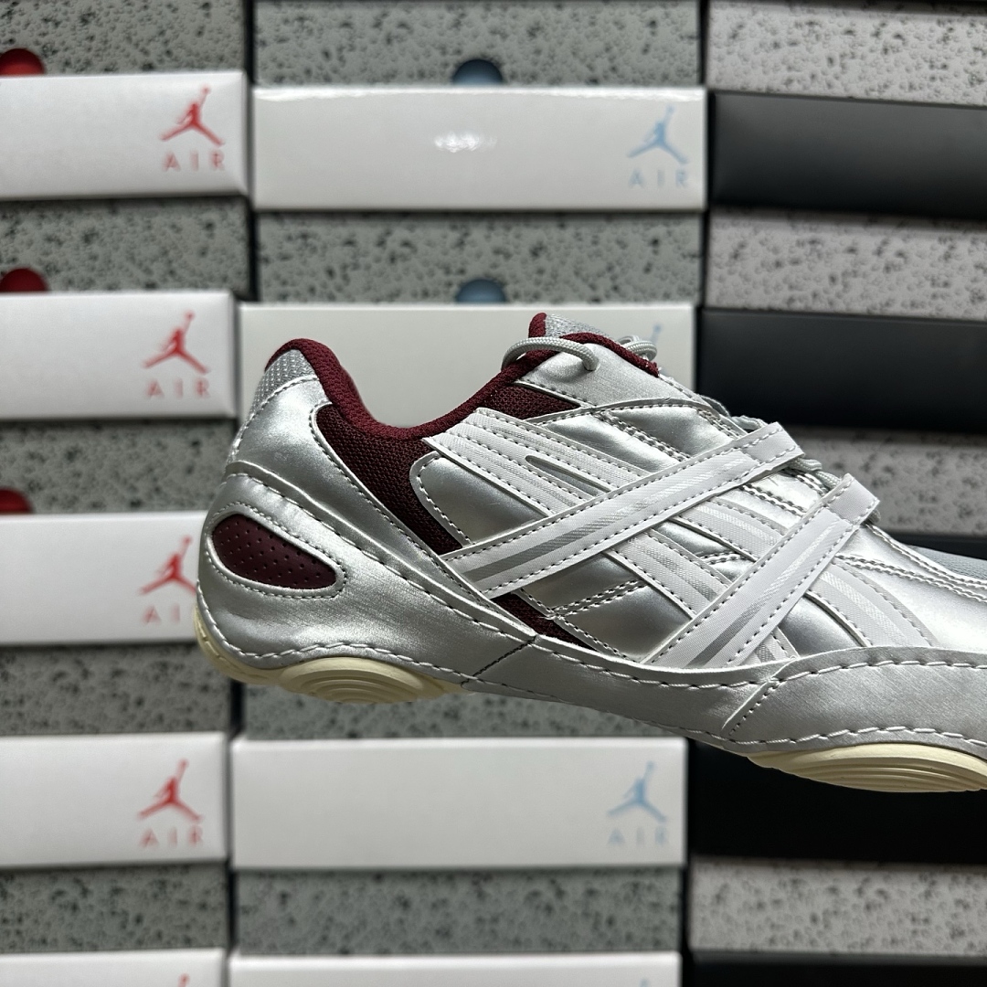 ASICS Hypersync Piedmont Grey Pure Silver 1203A879-020 - Image 9