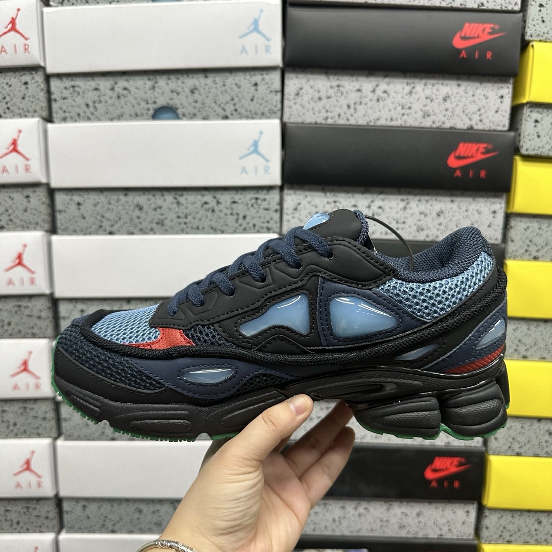 On Running Ozweego 2 Raf Simons Night Marine - Image 5
