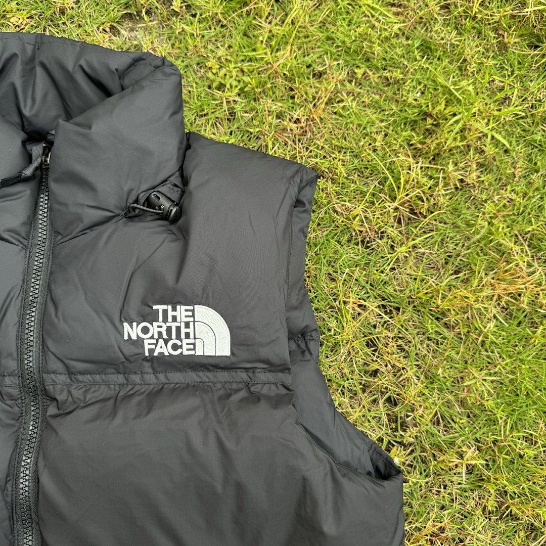 The North Face TNF 1996 Retro Nuptse Vest - Image 109