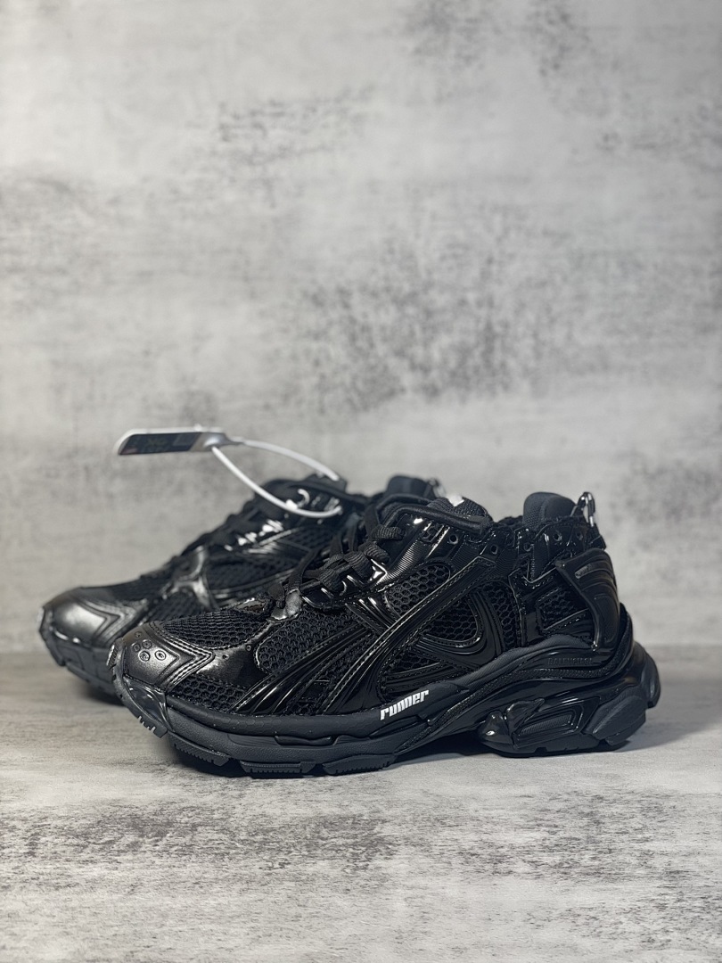 Balenciaga Runner 7.5 - Image 56
