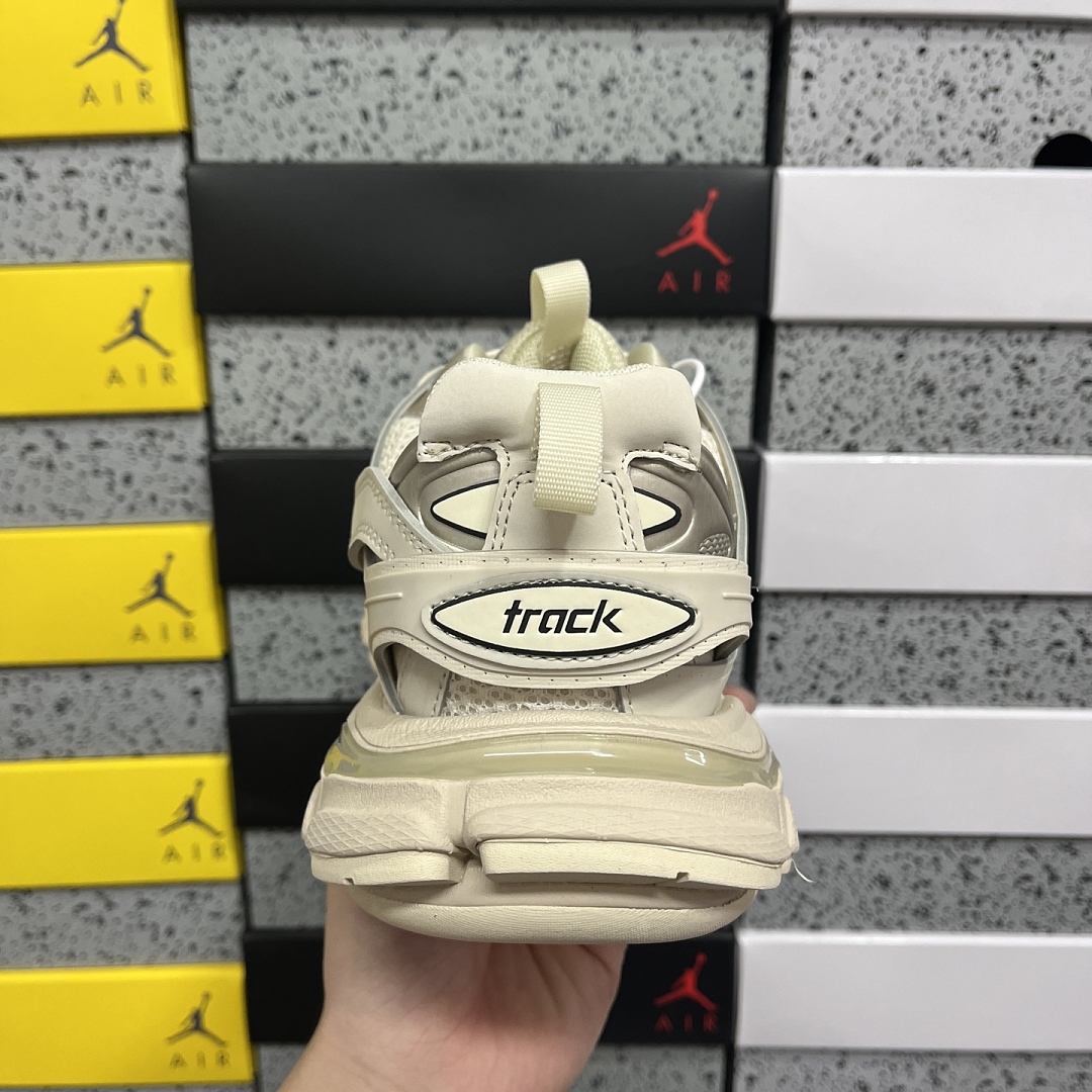 Balenciaga Track - Image 5