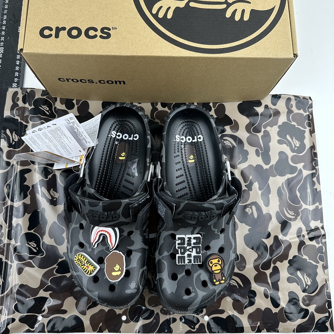 Crocs Classic Clog A Bathing Ape ABC Camo Black Print - Image 5