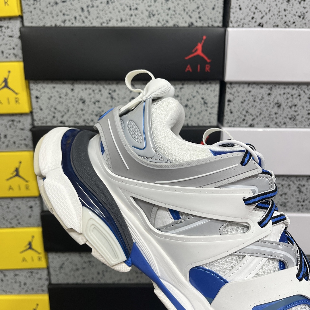 Balenciaga Track - Image 6