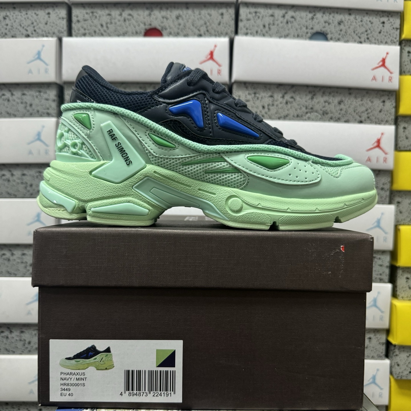 On Running Raf Simons Pharaxus - Image 11