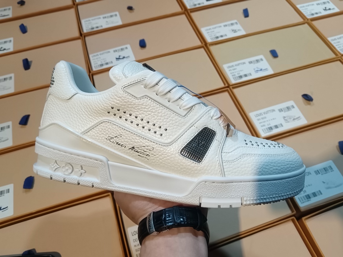 Louis Vuitton LV Trainer Stud - Image 10