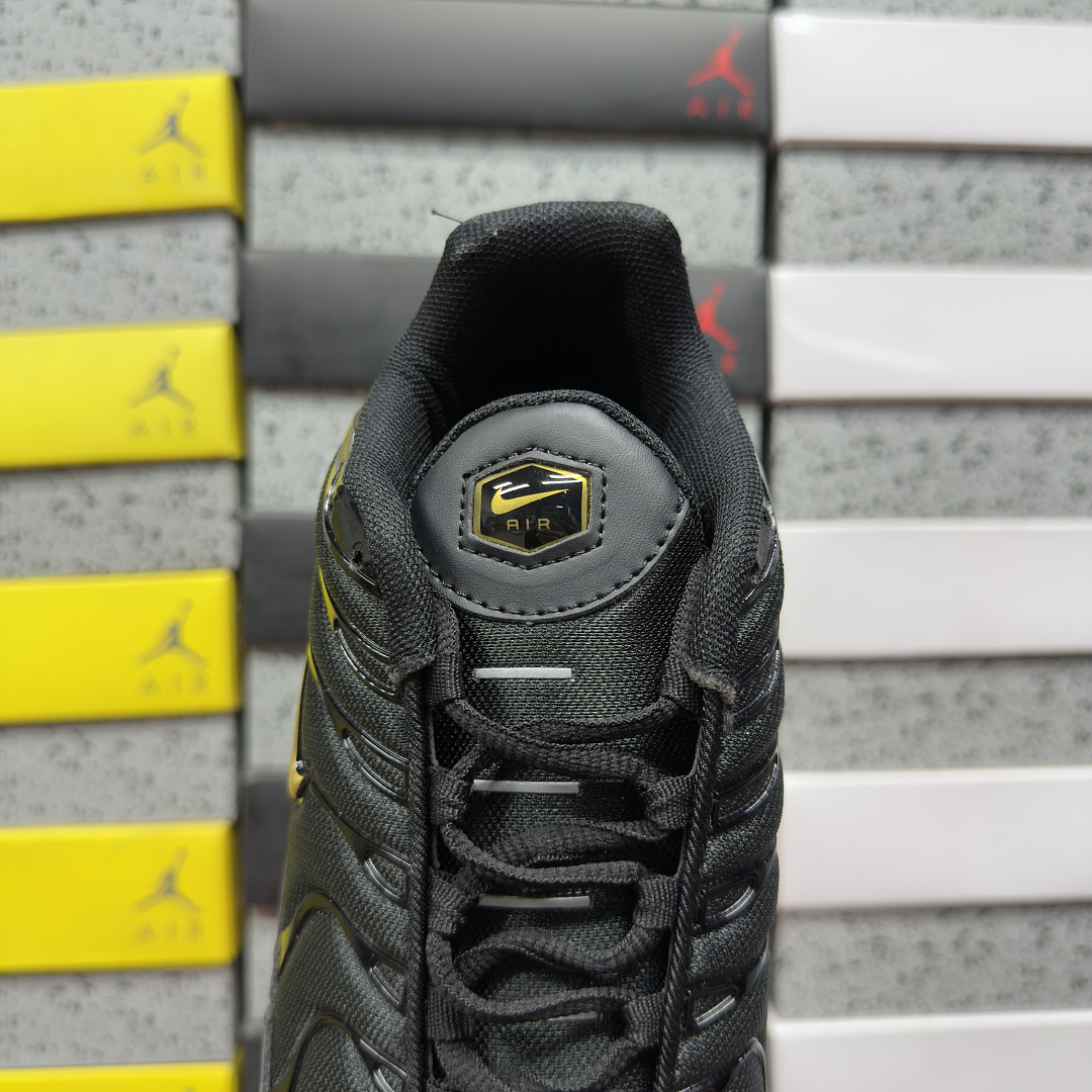 Nike Air Max Plus - Image 5