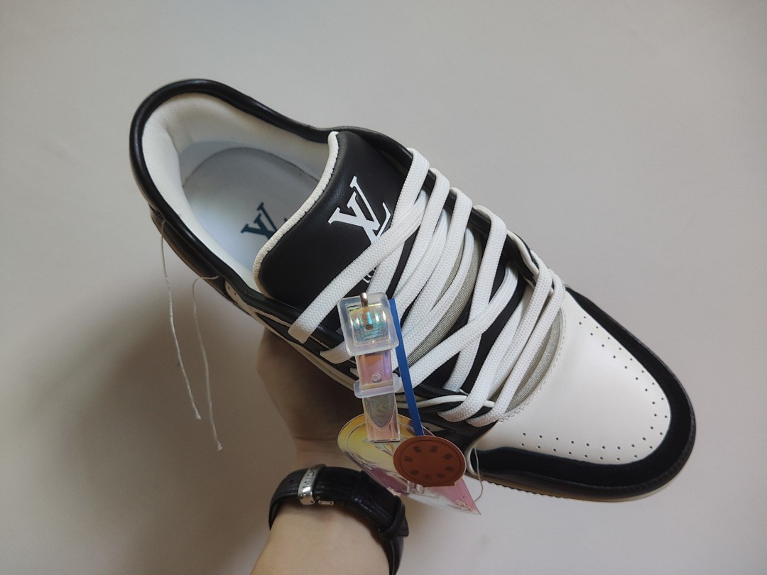 Louis Vuitton LV Trainer (White) - Image 4
