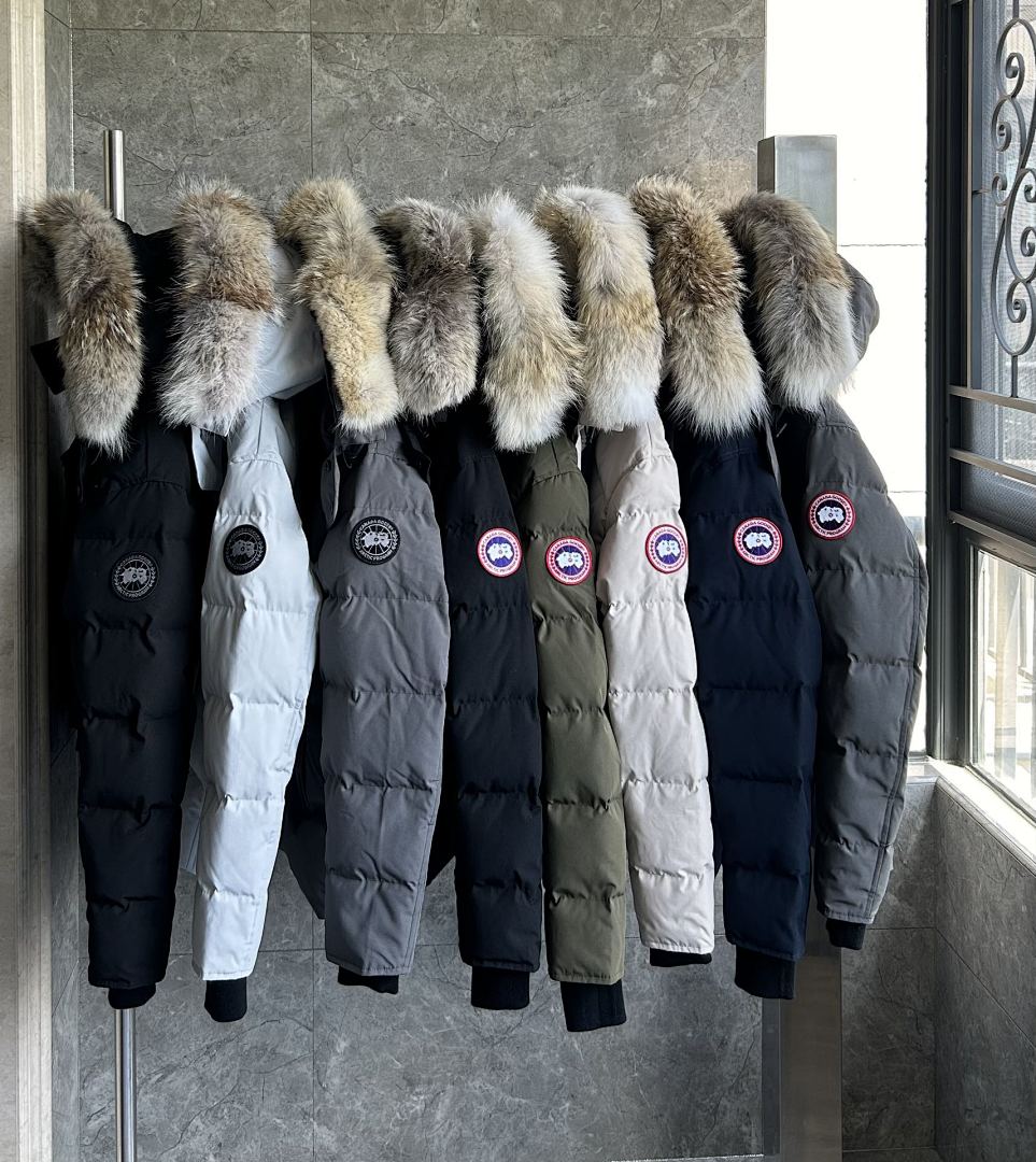Canada Goose Wyndham Parka - Image 79