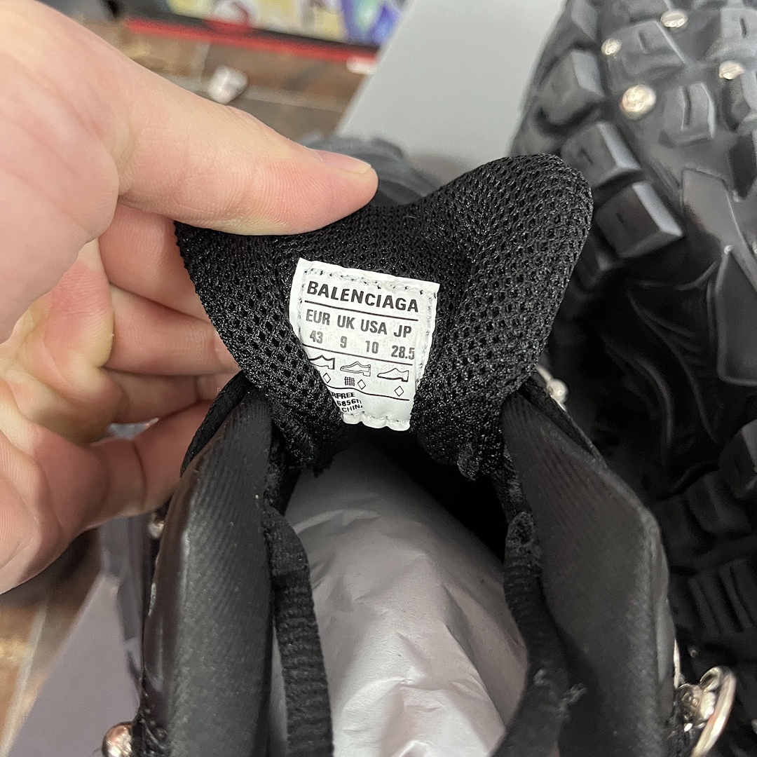 Balenciaga Defender - Image 8