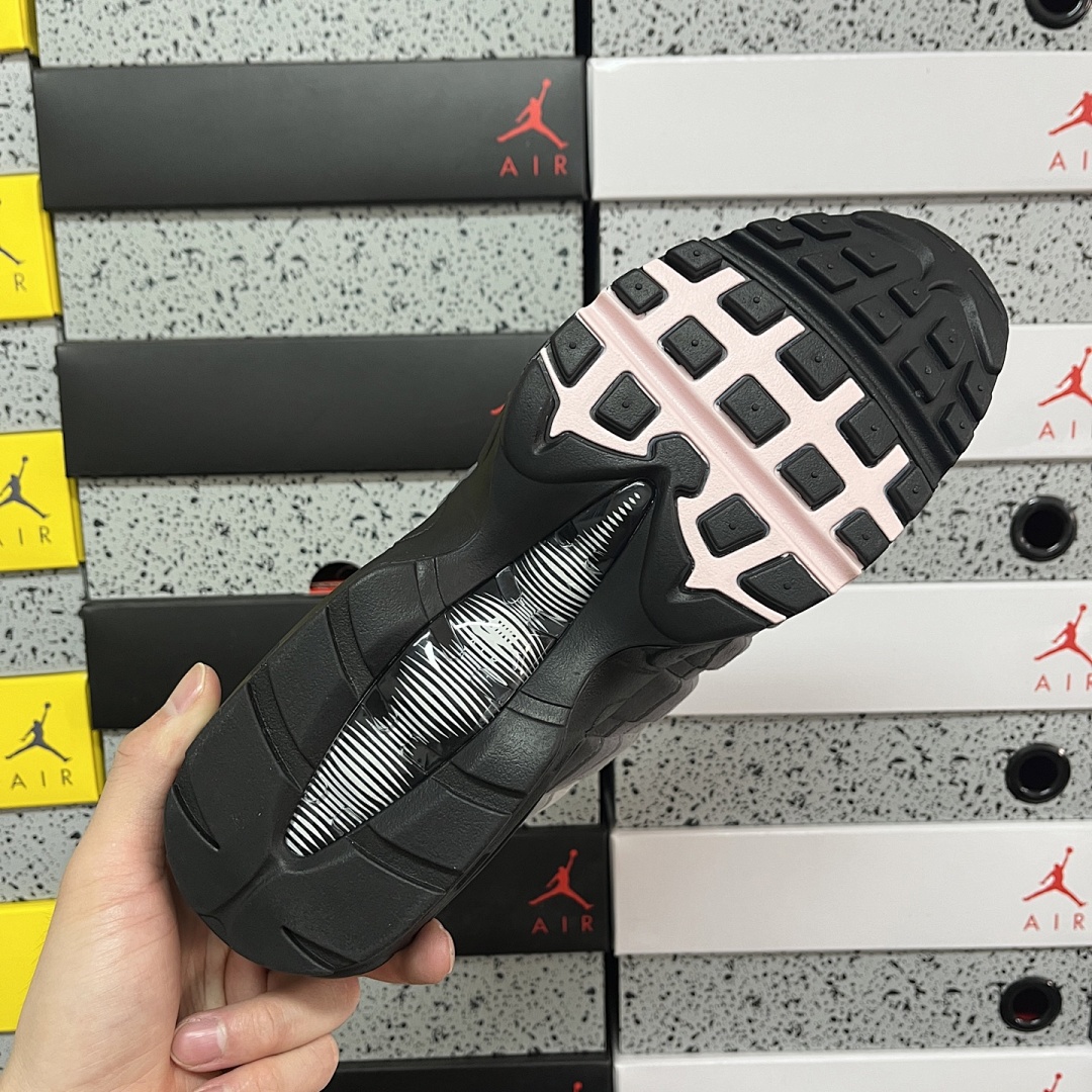 Nike Air Max 95 Gunsmoke Pink Foam - Image 2