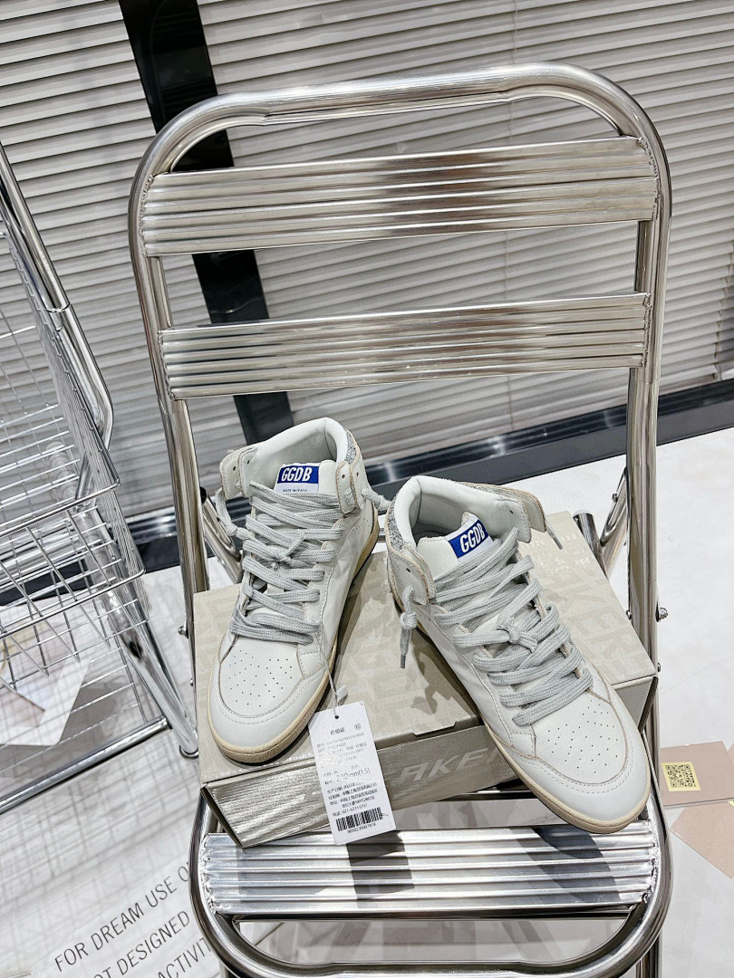 Golden Goose Deluxe Brand 25 - Image 7