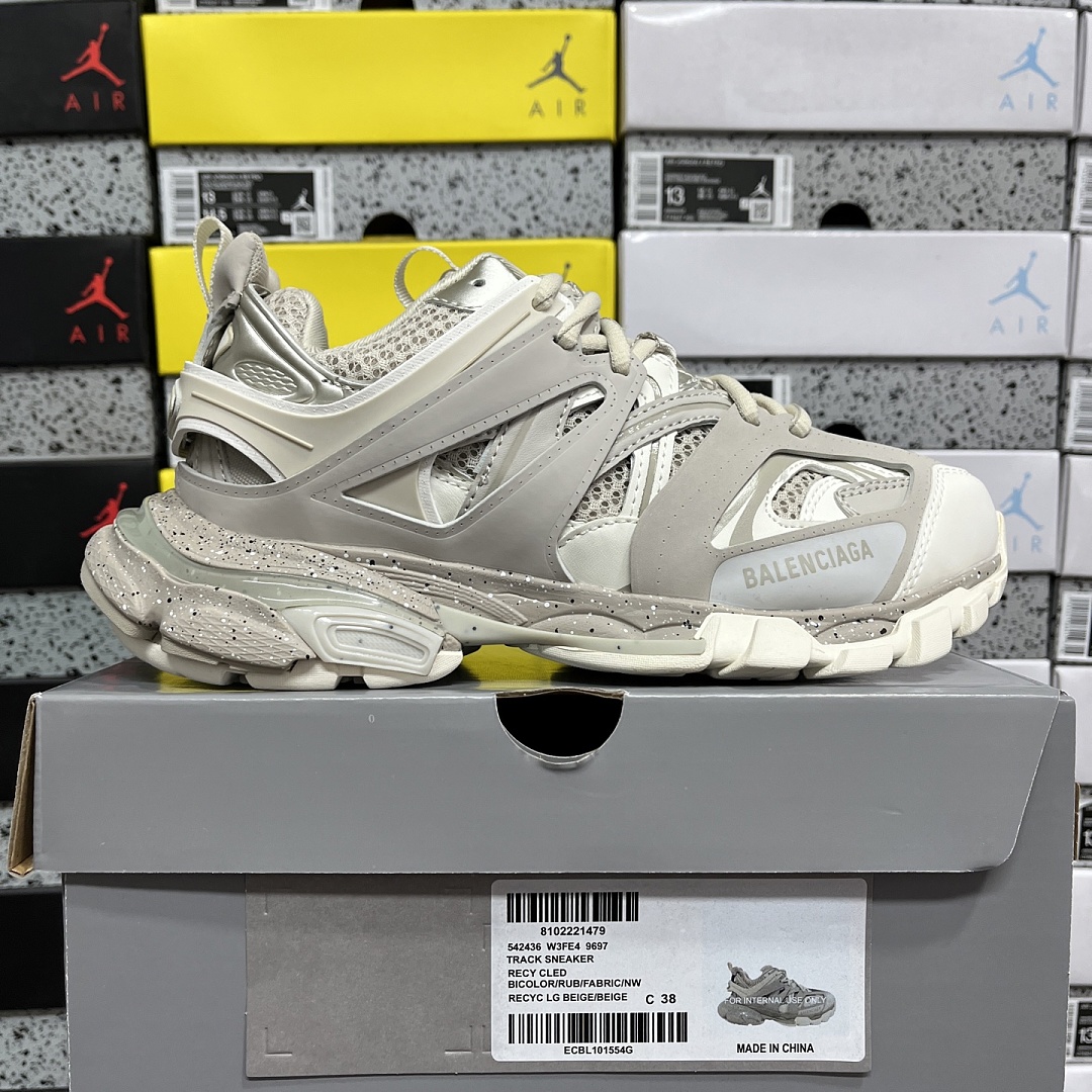 Balenciaga BLCG Track 3.0