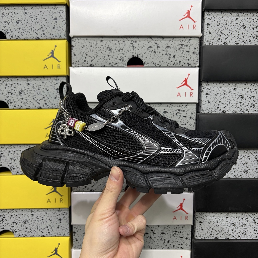 Balenciaga 3Xl - Image 12
