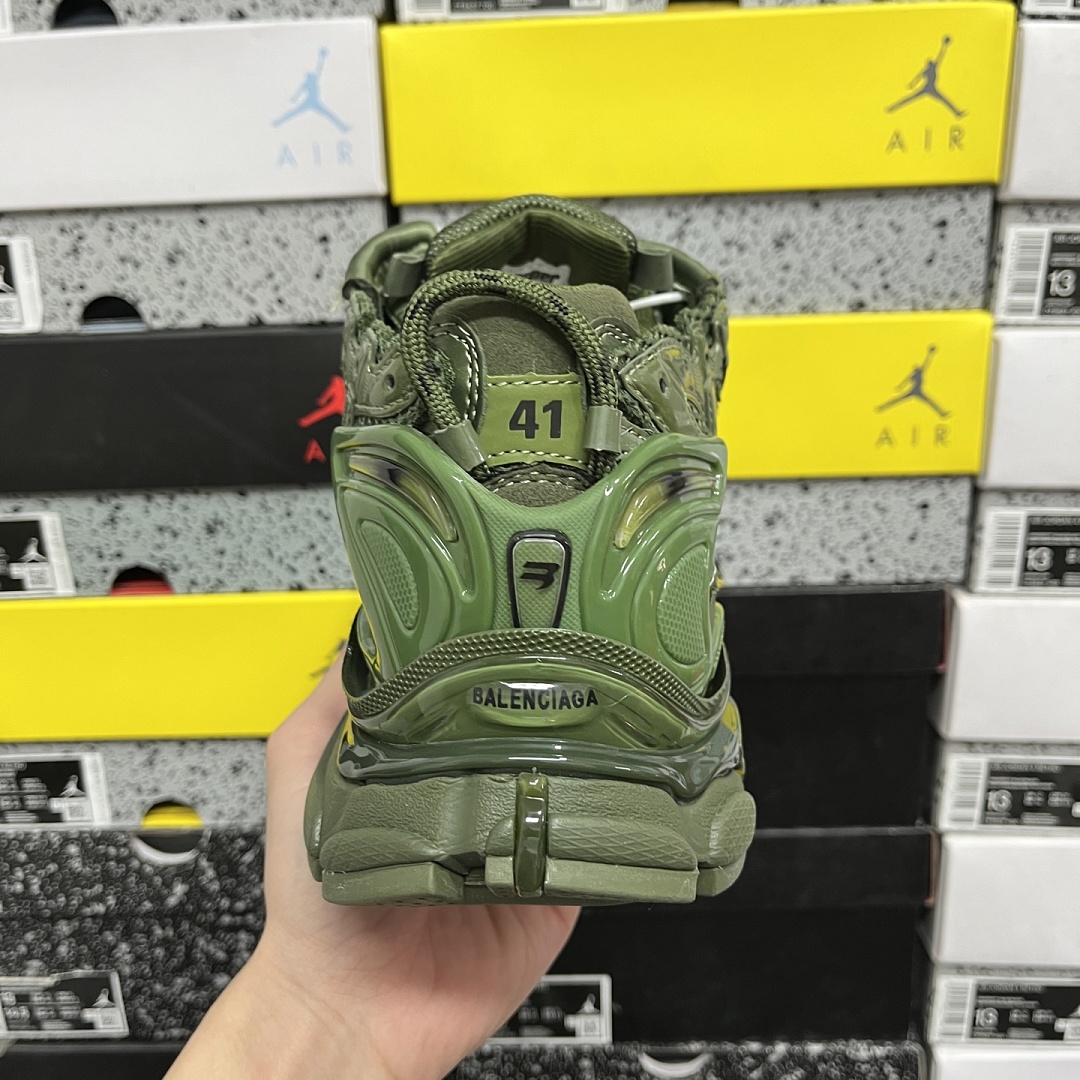 Balenciaga BLCG Runner 7.0 - Image 3