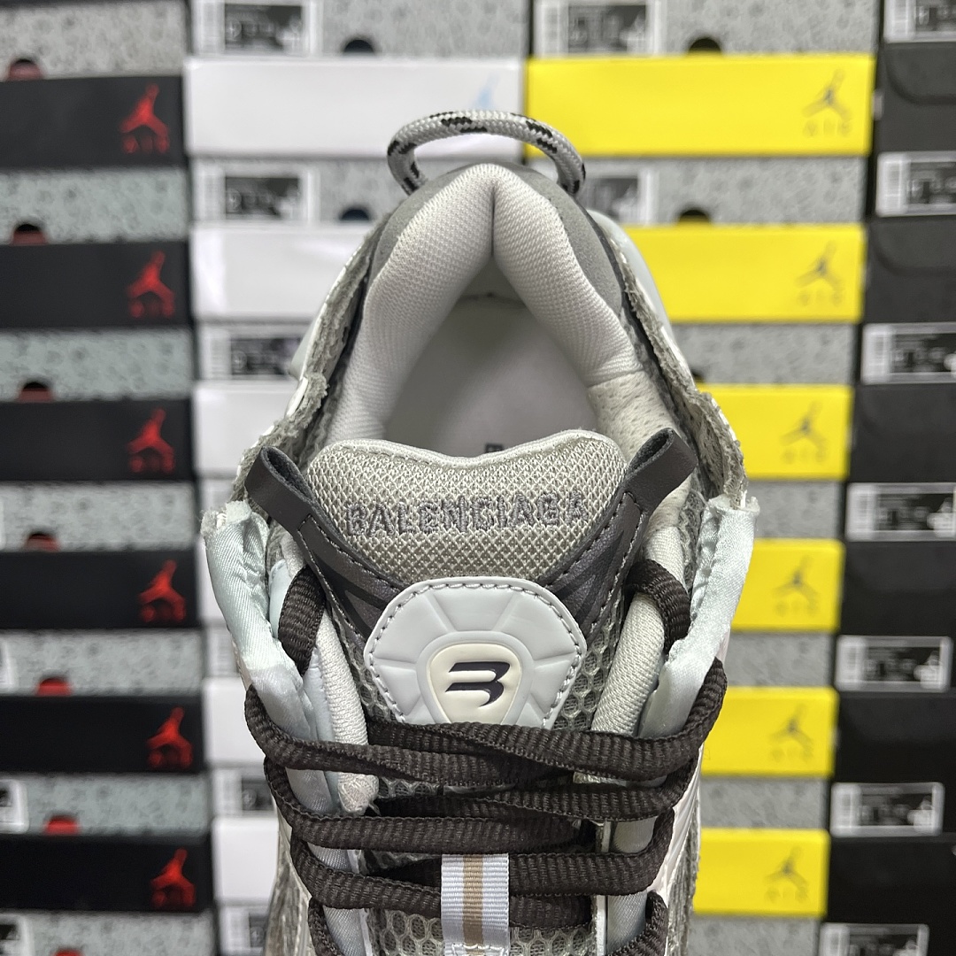 Balenciaga BLCG Runner 7.5 - Image 7