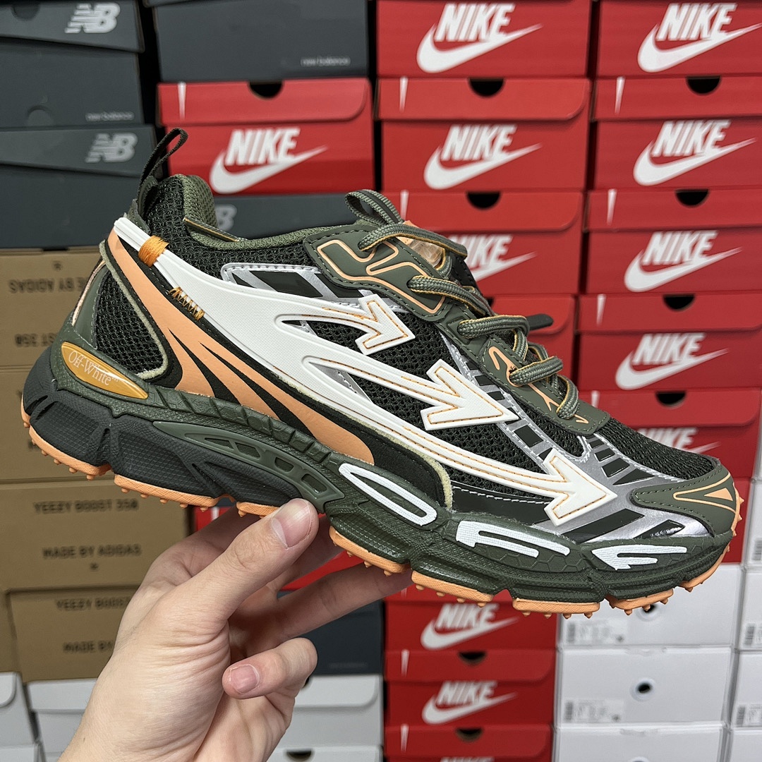 Off-White Be Right Back - Image 19