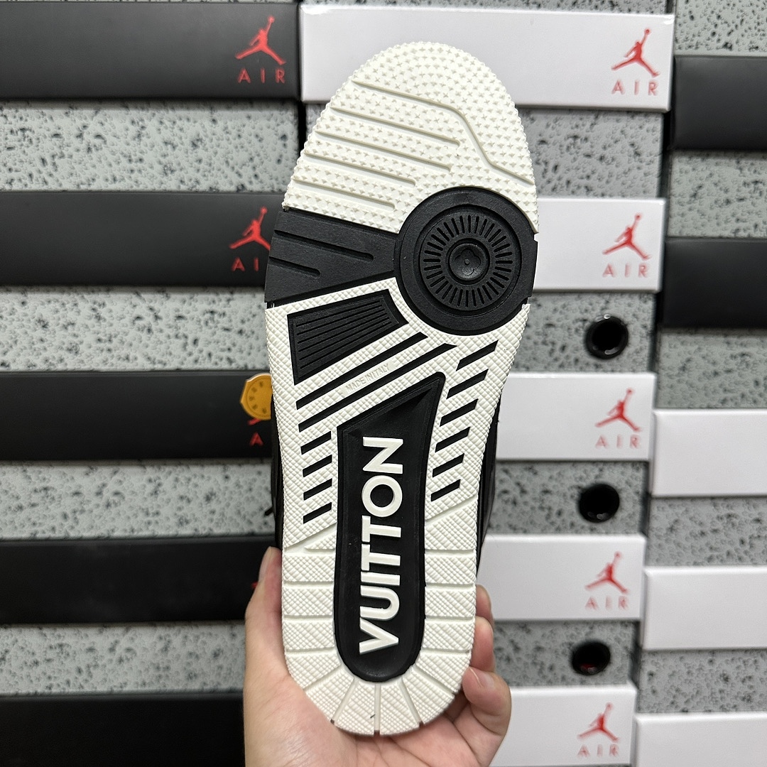 Louis Vuitton Skate Sneaker SK8 (Black White) - Image 9