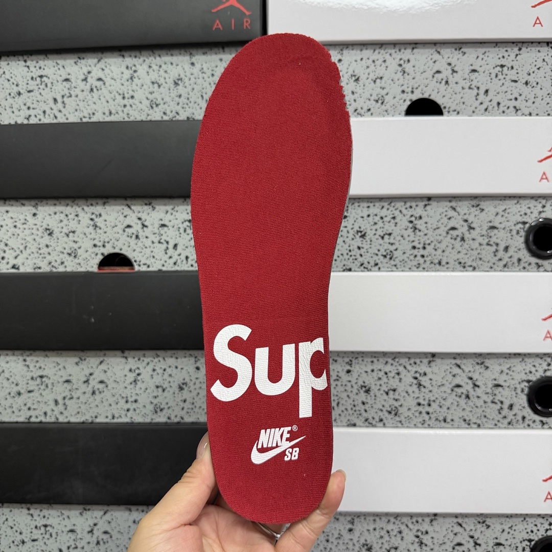 Nike SB Dunk Low Supreme 94 Ink Water - Image 3