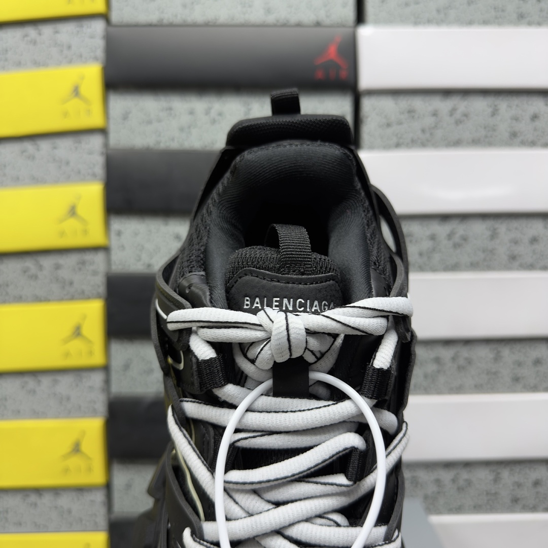 Balenciaga BLCG Track 1090 (Black White) - Image 2