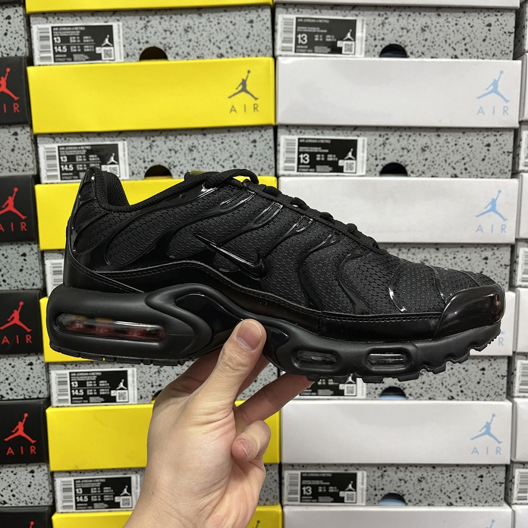 Nike Air Max Plus (Triple Black) - Image 2