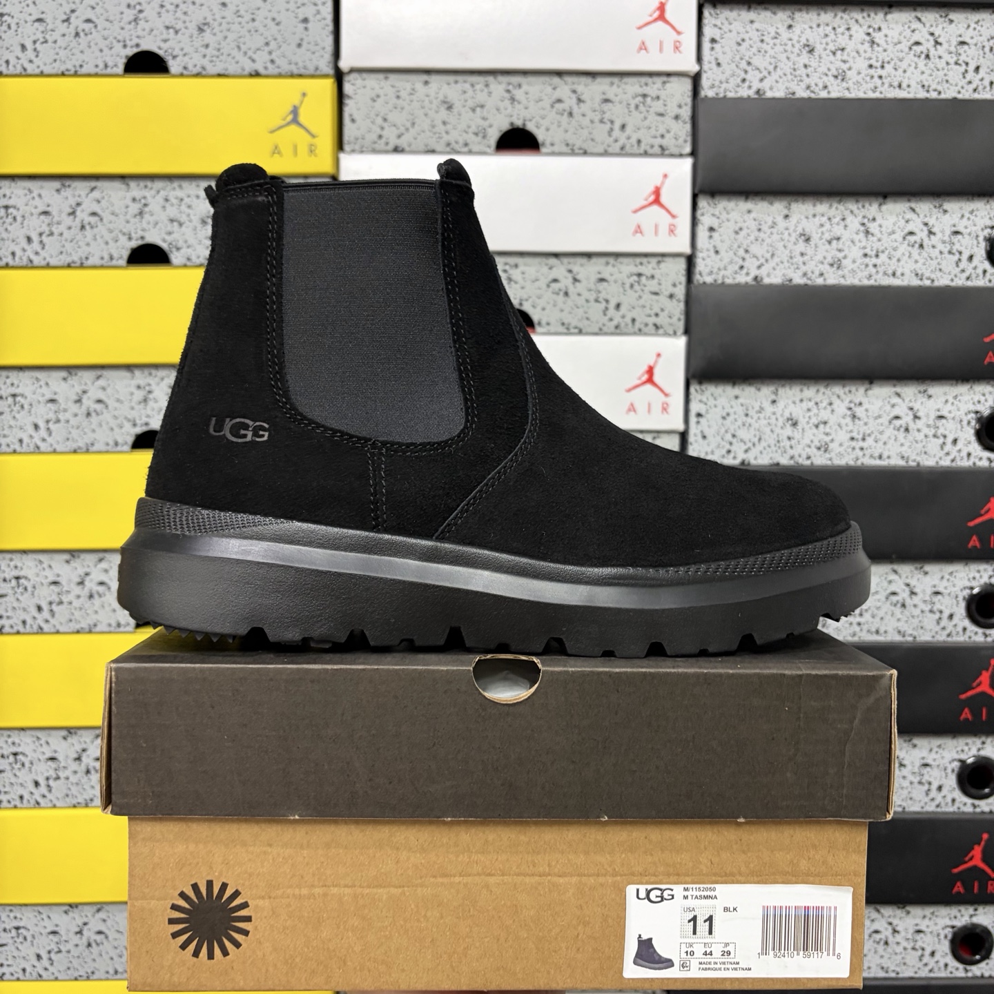 UGG Biltmore Black -2050 - Image 10
