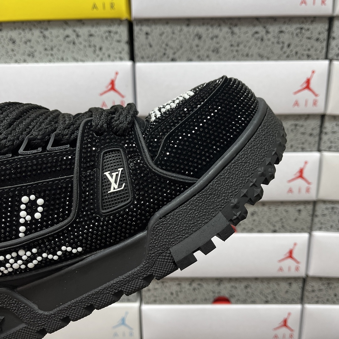 Louis Vuitton Trainer Maxi Rhinestone - Image 9