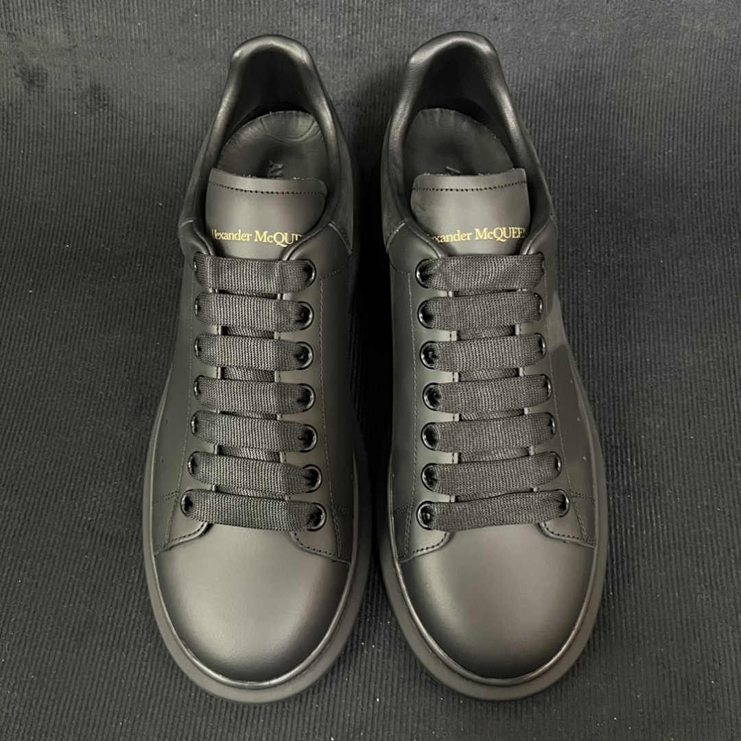 Alexander McQueen Alexander McQueen - Image 17