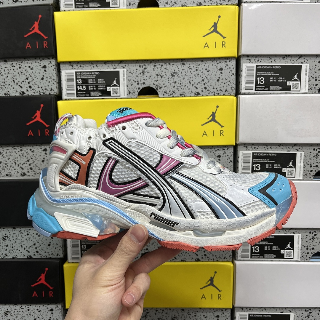 Balenciaga BLCG Runner 7.5 - Image 2