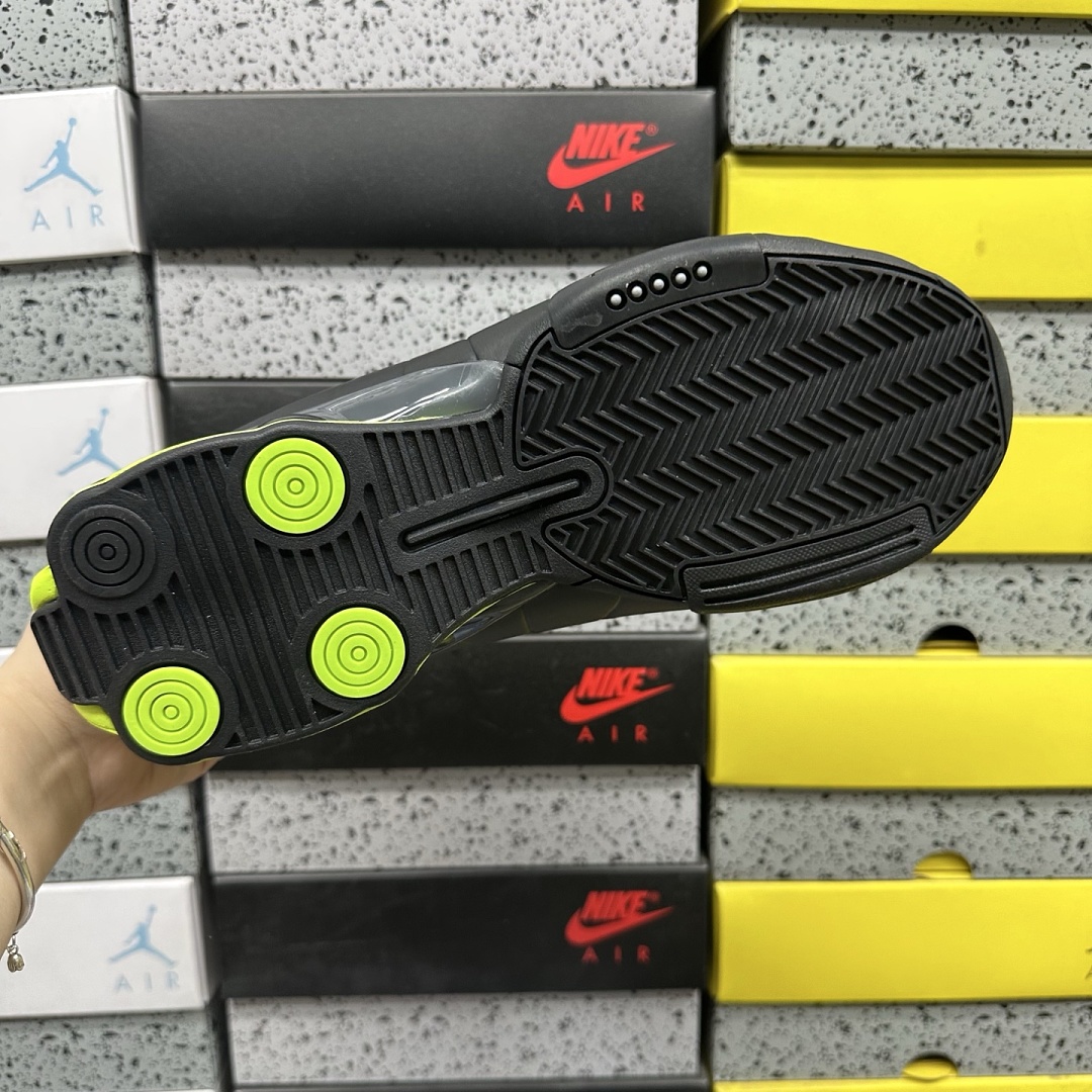 Nike Shox - Image 10
