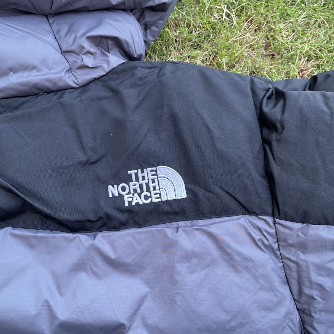 The North Face TNF Himalayan Goose Down 550 Fill Jacket - Image 2