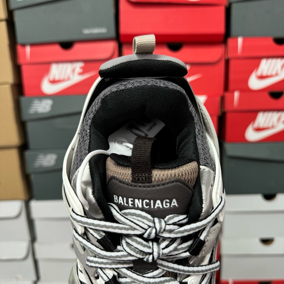 Balenciaga Track Dark Grey LED - Image 5