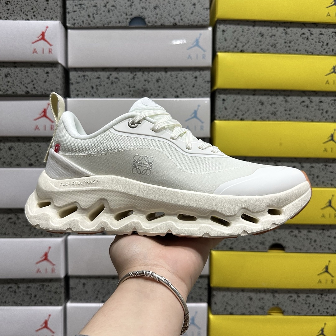 On Running Running Cloudtilt 2 LOEWE All White 3WE10870108 - Image 2