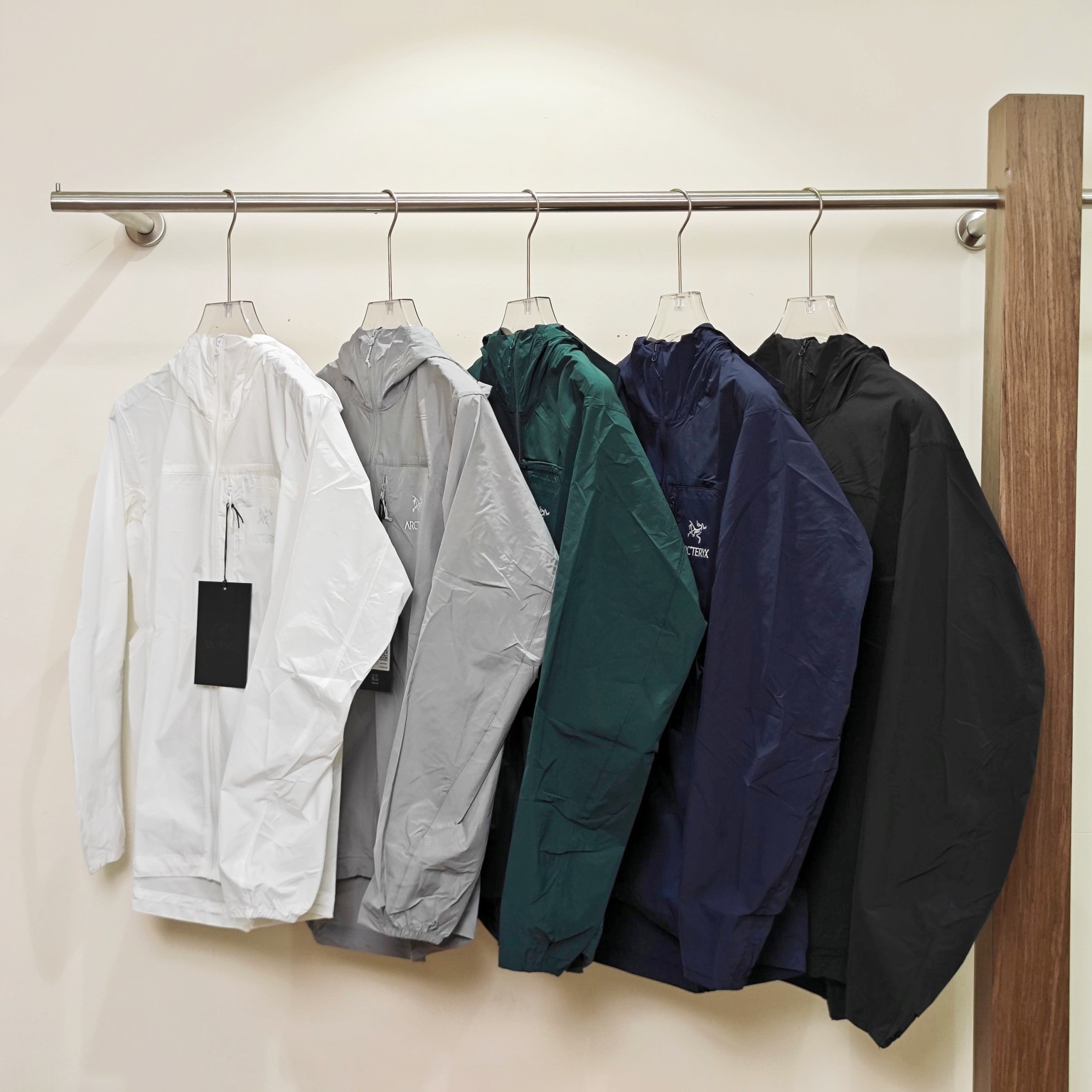 Arc'teryx Squamish Hoodie - Image 62