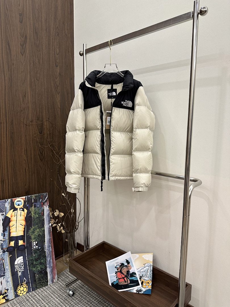 Chanel The North Face 1996 Retro Nuptse 700 Fill Packable Jacket - Image 43