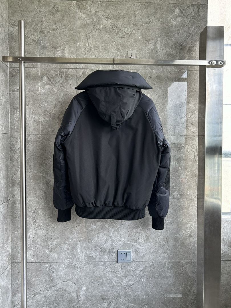 Canada Goose Chilliwack Bomber Jacket - Image 35