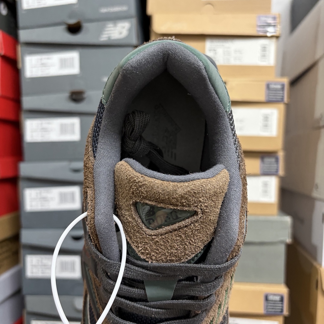 New Balance 9060 - Image 6