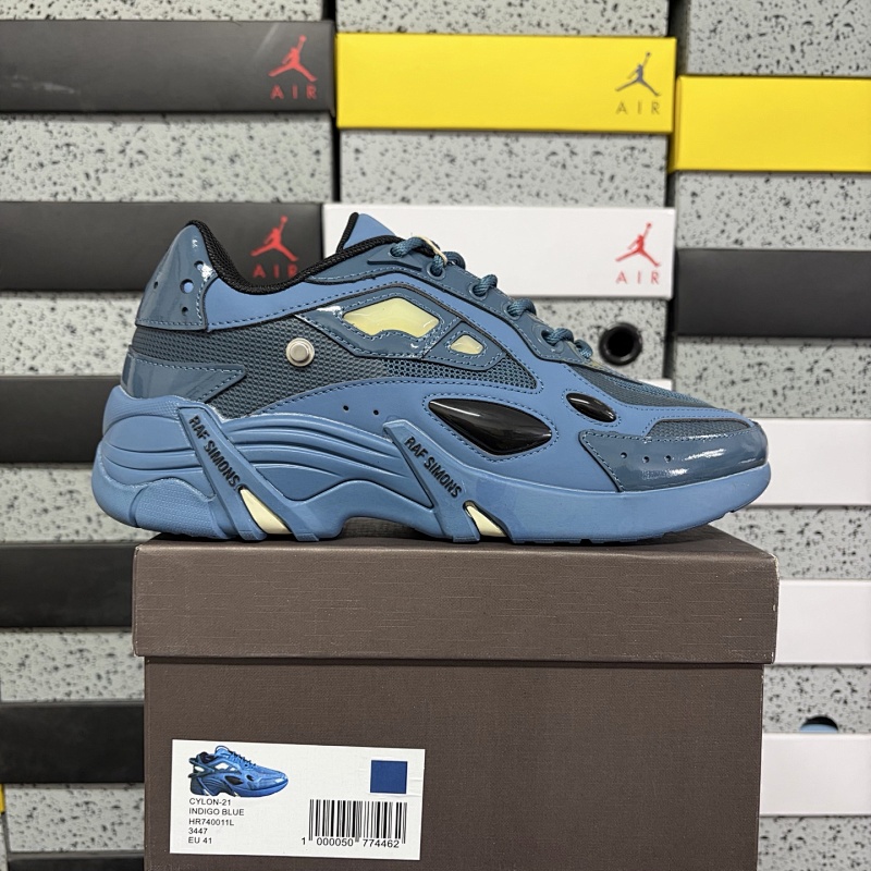 On Running Raf Simons Cylon-21