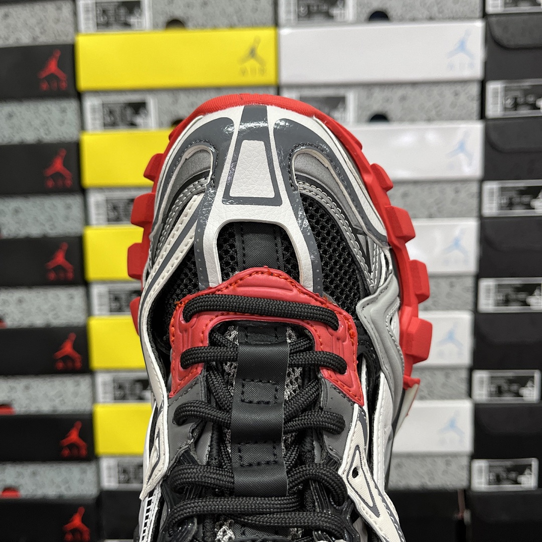 Balenciaga Track 2.0 - Image 56