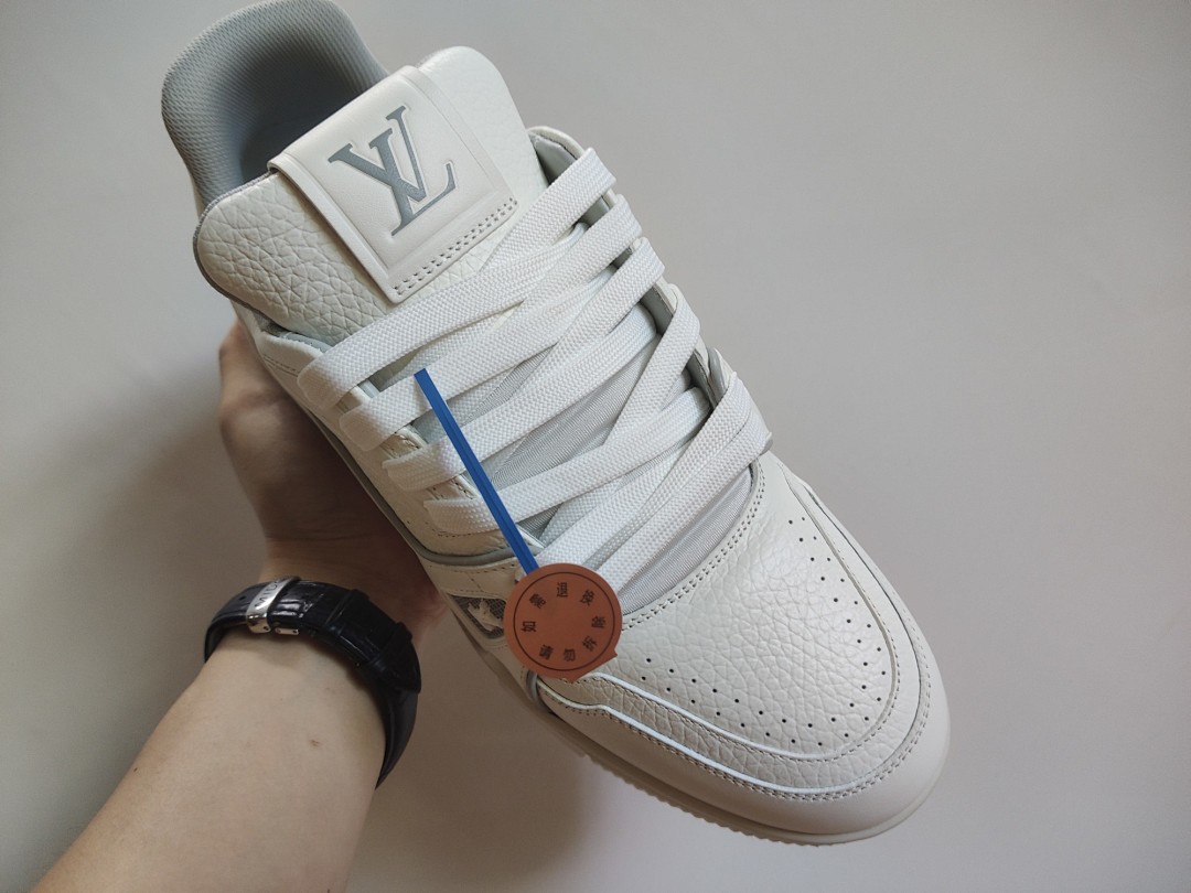 Louis Vuitton LV Trainer White Signature - Image 3