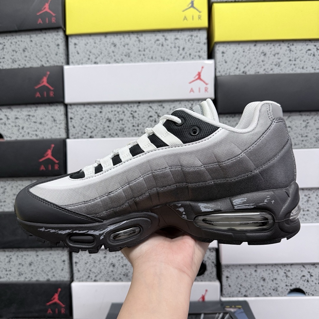 Nike Air Max Muscle 95 Yu-Gi-Oh! Jonouchi II7404-100 - Image 2
