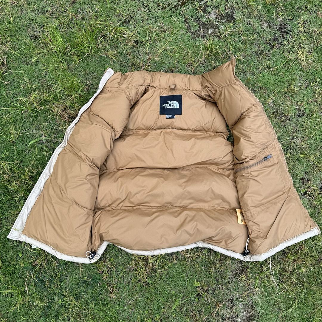 The North Face TNF 1996 Retro Nuptse Vest - Image 12