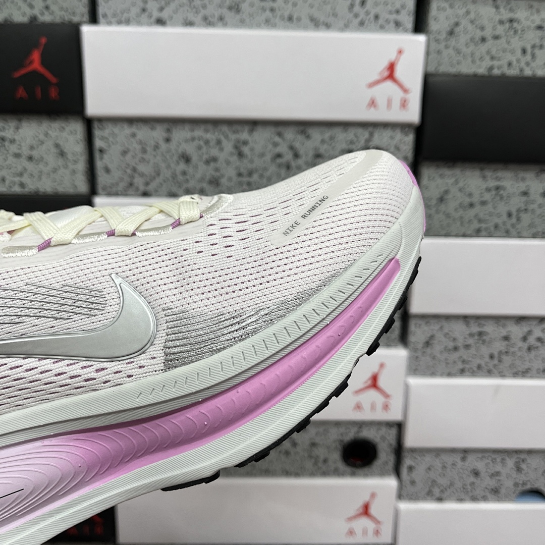 Nike Zoom Vomero - Image 10