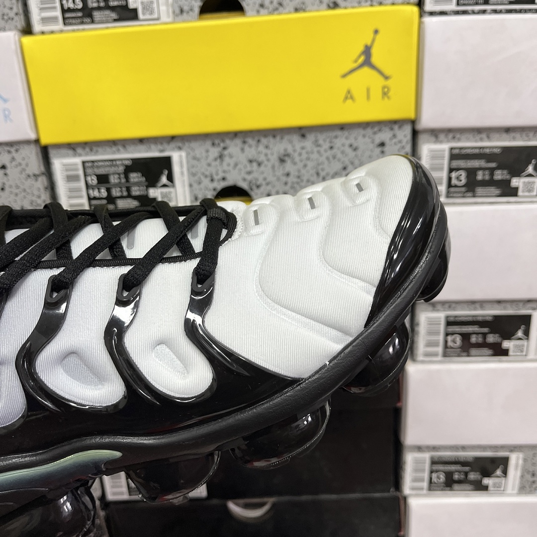 Nike Air VaporMax Plus Black Volt - Image 5