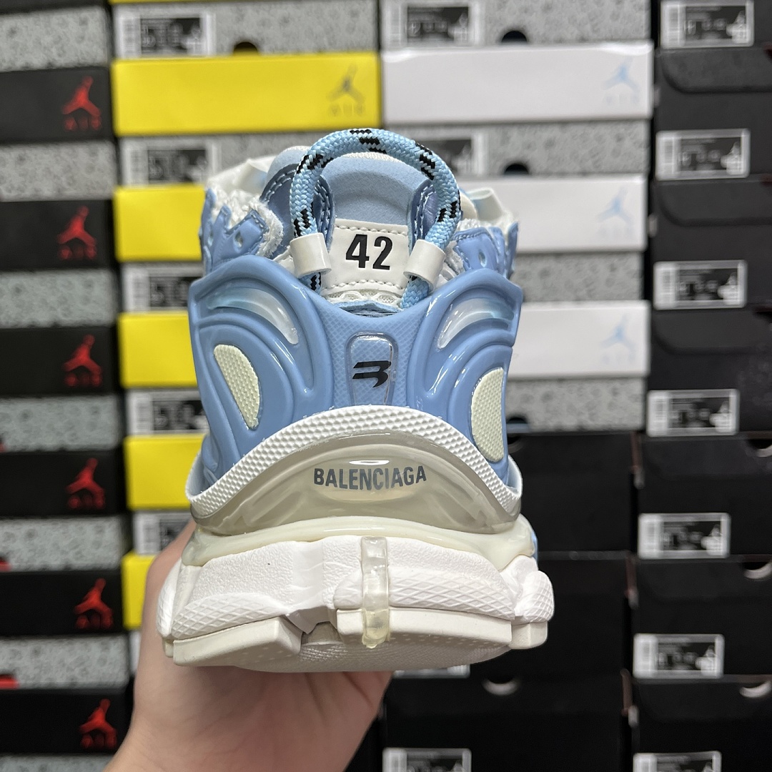 Balenciaga BLCG Runner 7.0 - Image 9