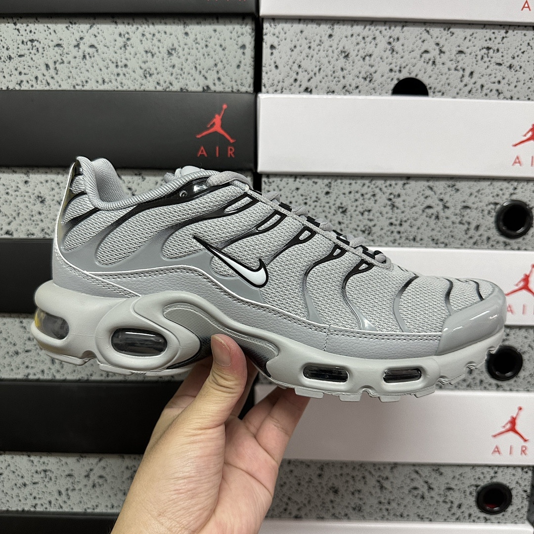 Nike Air Max Plus Wolf (Grey) - Image 6