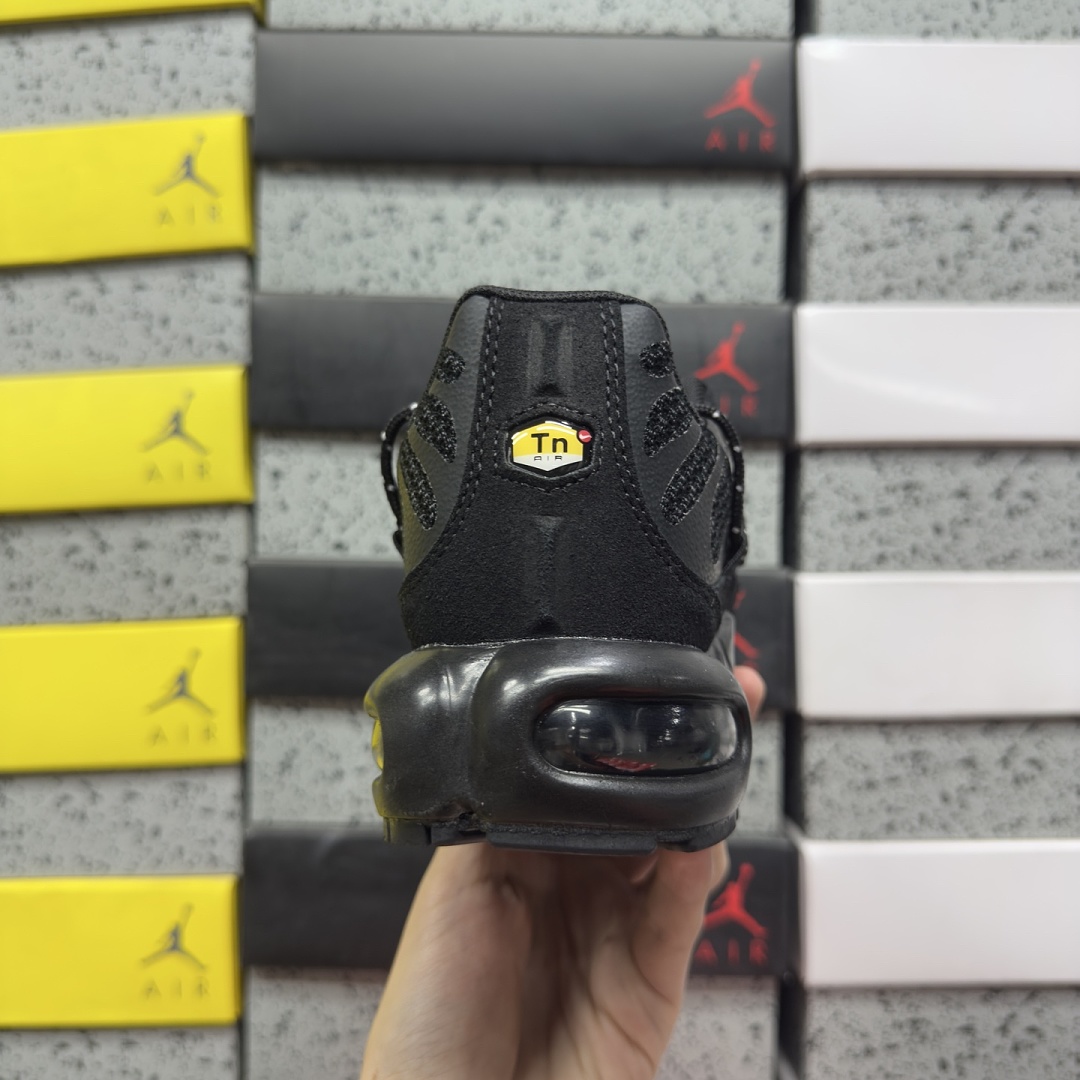 Nike Air Max Plus FD0670-001 Triple Black (Strap) - Image 8