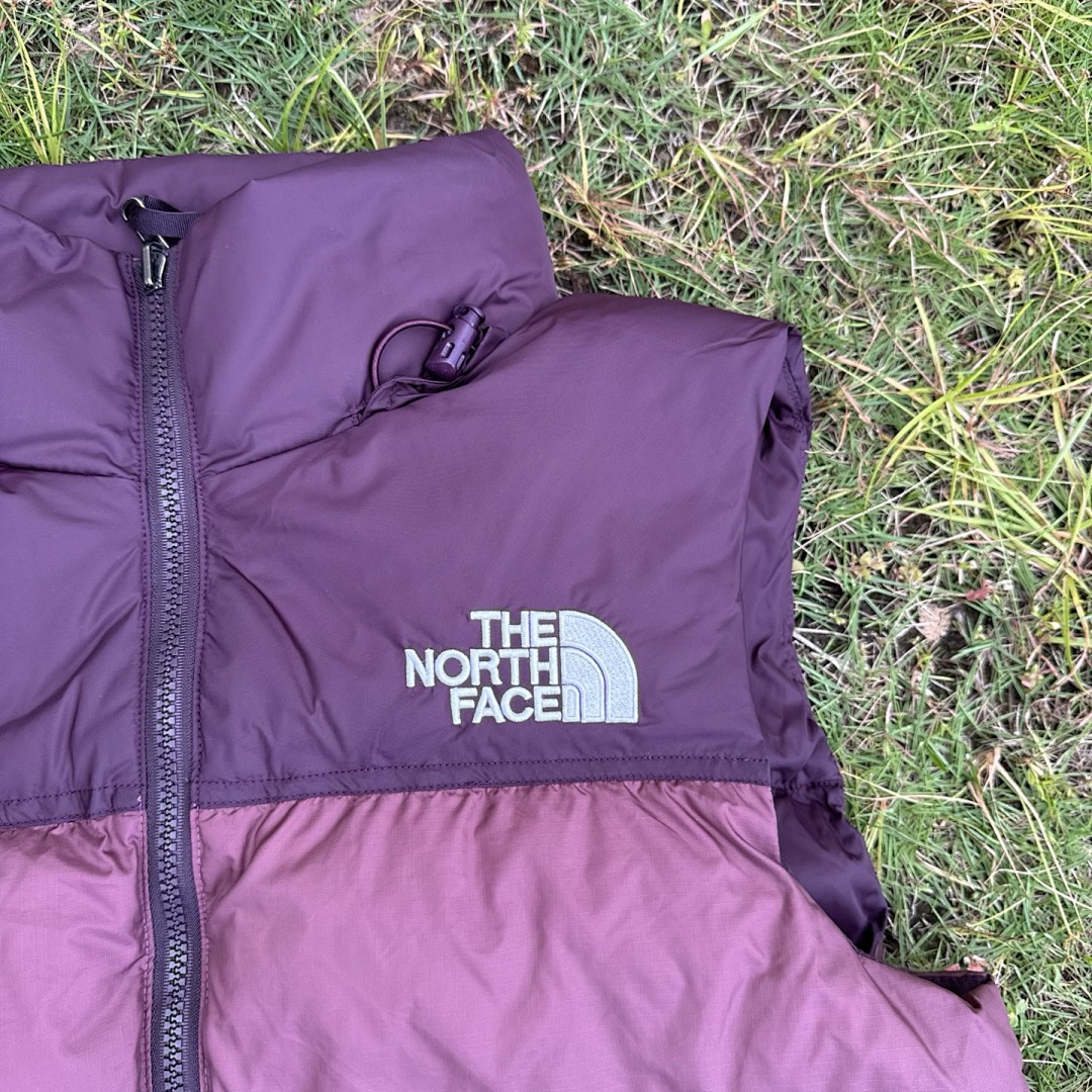 The North Face TNF 1996 Retro Nuptse Vest - Image 76