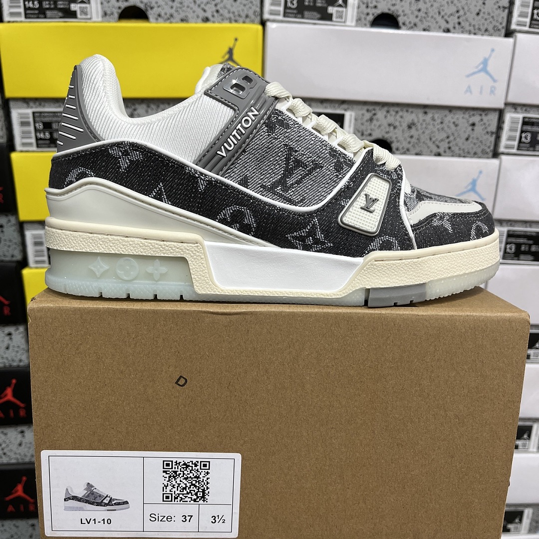 Louis Vuitton Trainer 1-10