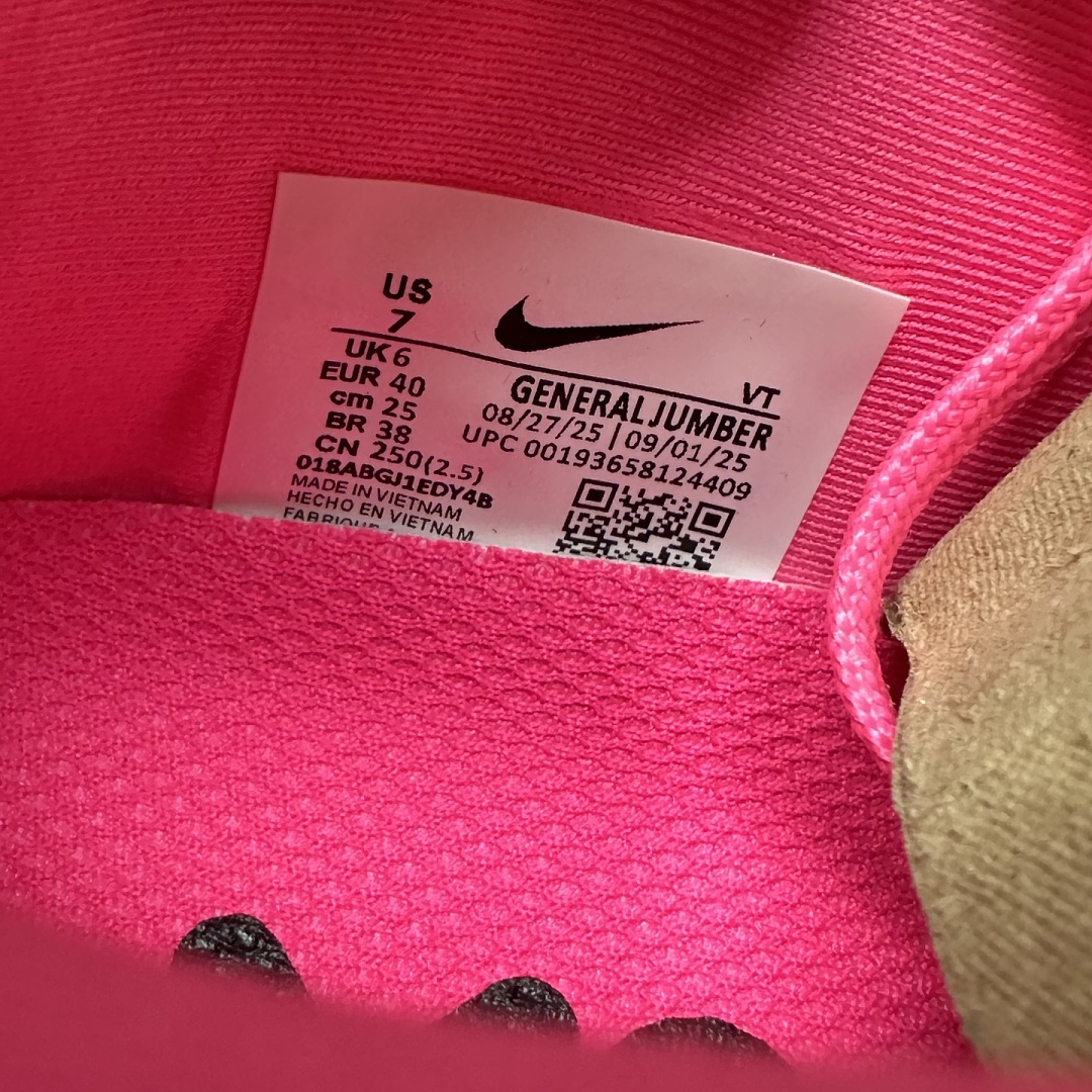 Nike Vomero Premium Hyper Pink HM5973-603 - Image 6