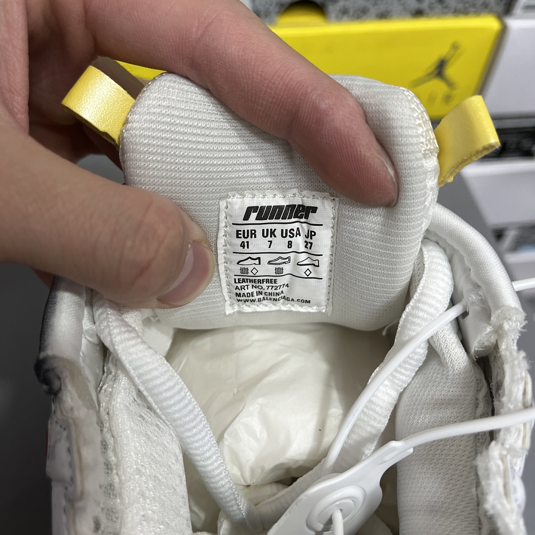Balenciaga BLCG Runner 7.5 - Image 8